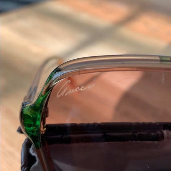 Gucci Sunglasses - Picture 2 of 4